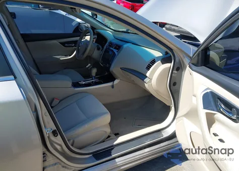 2013 Nissan Altima 2.5 Sv из США, поврежденный, VIN 1N4AL3AP3DC118093